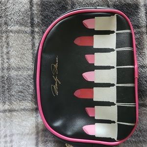 Marilyn Monroe make up bag